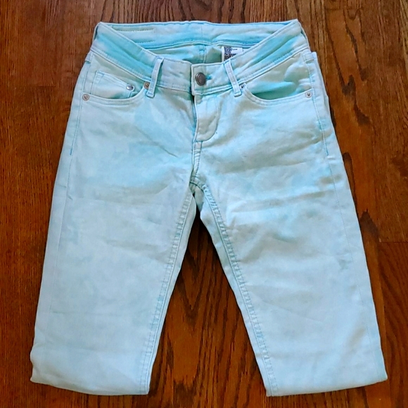 Jeans - Picture 3 of 4